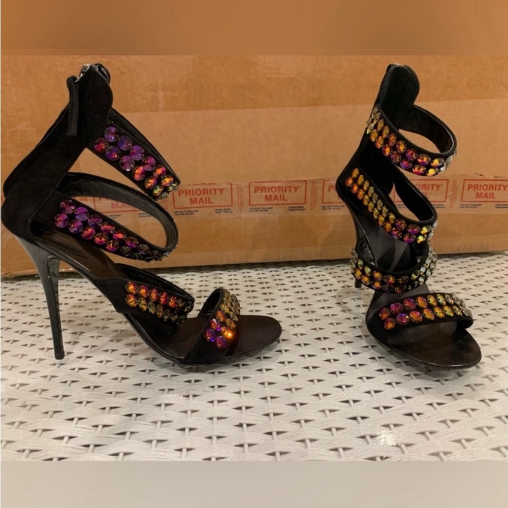 Giuseppe Zanotti black purple rainbow crystal sandal pump size 38.